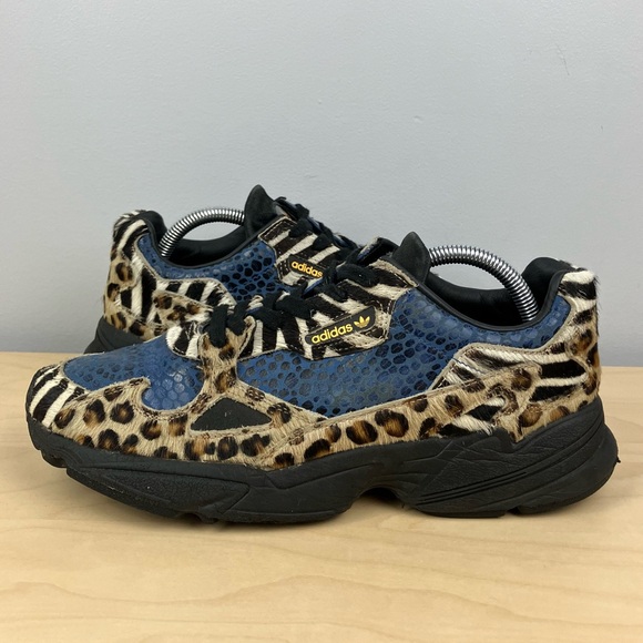 Adidas Women’s Size 10.0 Falcon Out Loud Animal Print Athletic Running Shoes - Picture 3 of 11